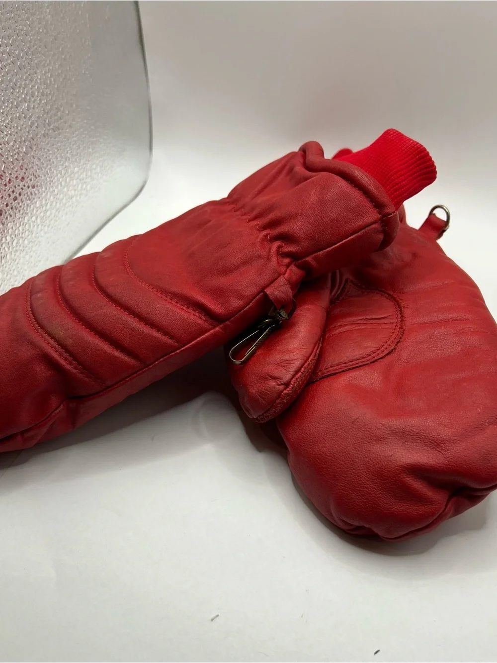 Red Quilted Women's Ski Gloves